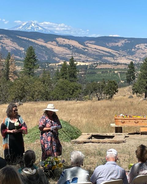 natural green burial ceremony at Great River with Mount Adams in background